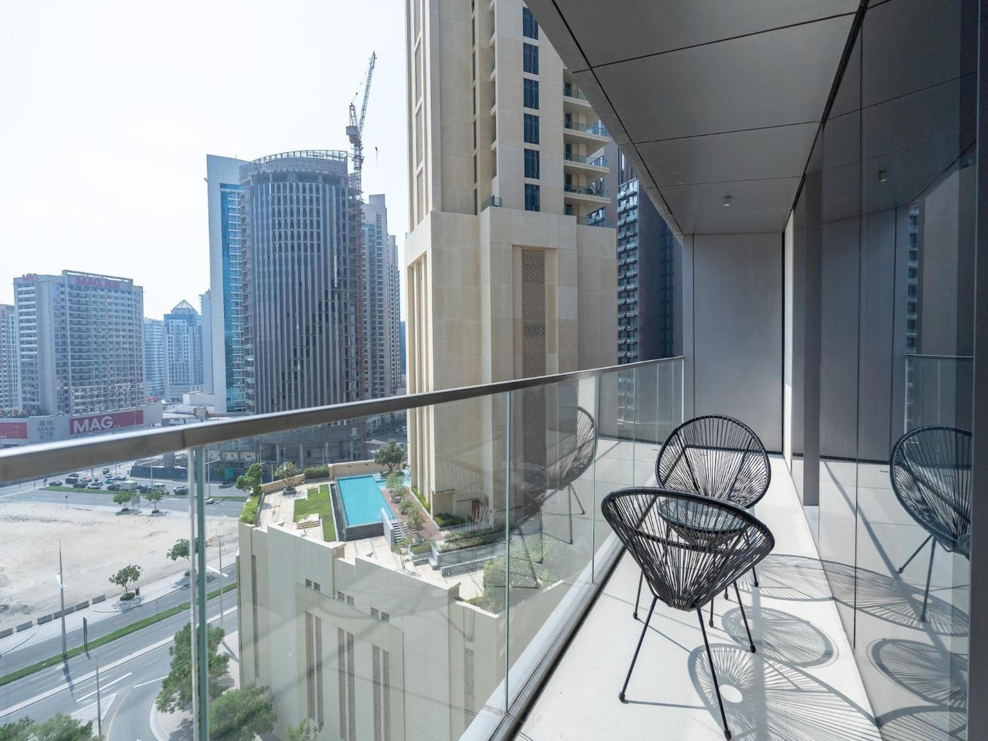 Luxurious Stylish Apartments Across Dubai Mall Burj Khalifa City Views Exterior foto