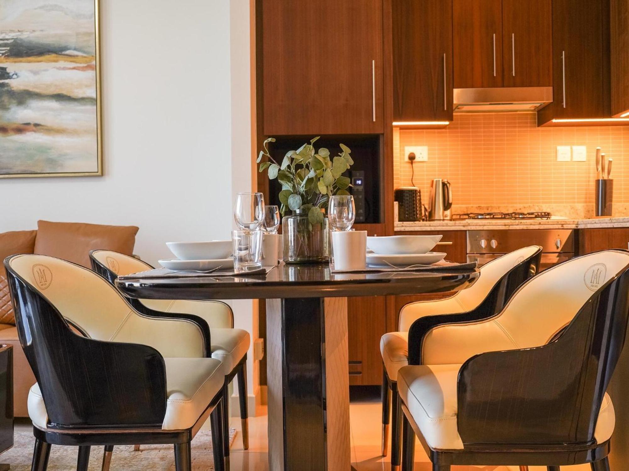 Luxurious Stylish Apartments Across Dubai Mall Burj Khalifa City Views Exterior foto